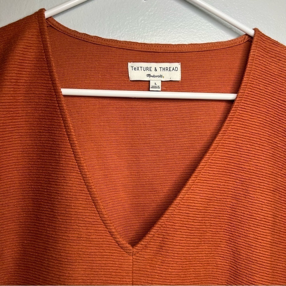 Texture & Thread Madewell Women Sz L Sweatshirt Burnt Orange Front Tie V Neck - Picture 6 of 12